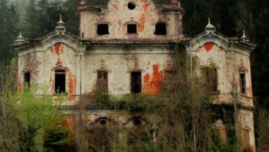 Photo of The Red House – Italy’s Most Haunted Villa Which Lies Abandoned and Off Limits