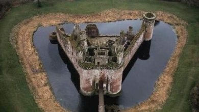 Photo of Caerlaverock Castle: Scotland’s Marvel of Medieval Architecture