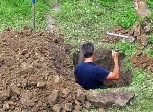 Photo of DIY dad builds dream pool in garden thanks to YouTube tutorials