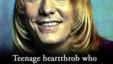 Photo of With his trademark coiffed, flicked-back blonde hair, this teen idol was adored by so many in the 1970s… But the way it all ended is so tragic that words can hardly describe it…