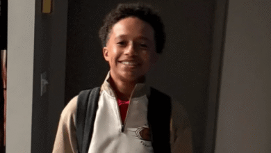 Photo of Orphaned Teen Fakes Being 18 to Work Graveyard Shifts for His 6-Year-Old Sister — Judge’s Compassionate Ruling Has Everyone in Tears!