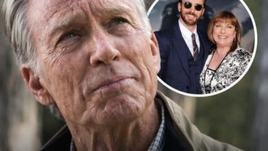 Photo of “Chris Evans’ Mom Burst Into Tears Seeing Him as Skinny Steve – The Heartbreaking Reason Will Melt You! “