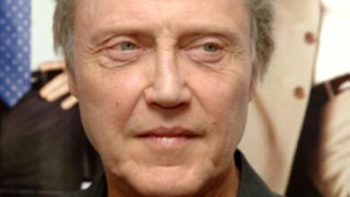 Photo of He Didn’t Scream. He Didn’t Even Raise His Voice. But This One Stare Won Him an Oscar… and Terrified Millions