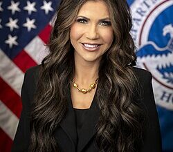 Photo of “The Gravel Pit Bombshell: Kristi Noem Admitted Killing Her Dog & Goat — Why Everyone Is Furious Right Now”