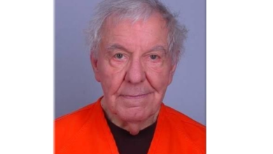 Photo of 81-Year-Old Ex-Senator Gets 10 Years for Paying for Sex with Boys in Prague — Judge Slams Him as Still a Threat
