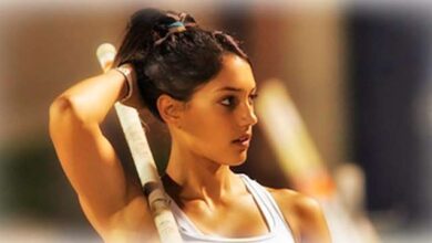 Photo of Allison Stokke first gained national attention as a remarkably talented teenage pole vaulter.