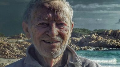 Photo of He Lived Completely Alone on a Desert Island for 33 Years – What He Looks Like Now Will Shock You!