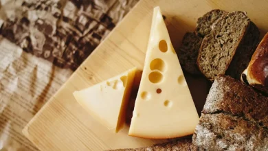 Photo of Eating Cheese Regularly Could Slash Your Dementia Risk, 25-Year Study Finds