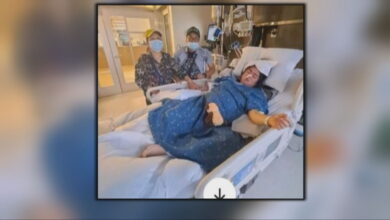 Photo of Discharged 5 Months Ago… But She Still Refuses to Leave the Hospital Room!