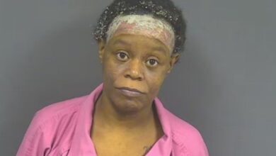 Photo of Mom Hides Daughter’s Body in Closet for Months – Police Make Horrifying Discovery After Welfare Check