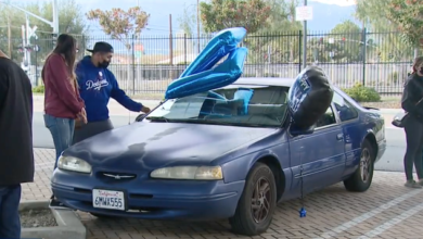 Photo of “Mr. V’s Birthday Miracle: Former Student Raises Thousands for Beloved 77-Year-Old Teacher Living in His Car”