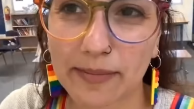 Photo of California Teacher Fired for Forcing Students to Pledge Allegiance to the Pride Flag