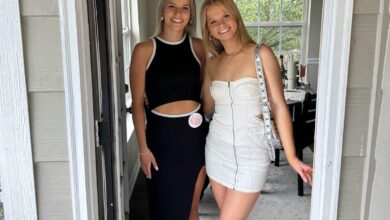 Photo of “These Twins Got Accepted to UVA and UNC… But Chose to Stay Together at University of Florida”