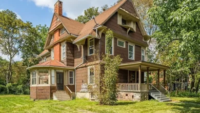 Photo of 5 beds 4 baths 4,857 sqft